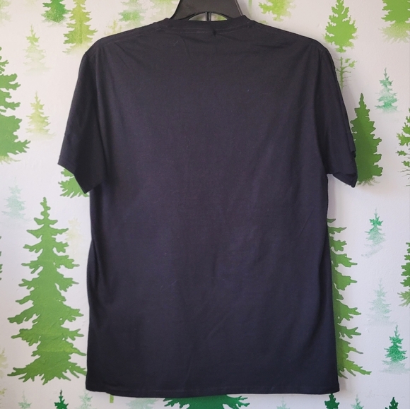 New Large Shirt. - Picture 6 of 6